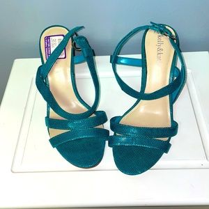 Teal Heels - Kelly & Katie